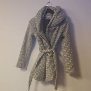 Hooded button up jacket with belt